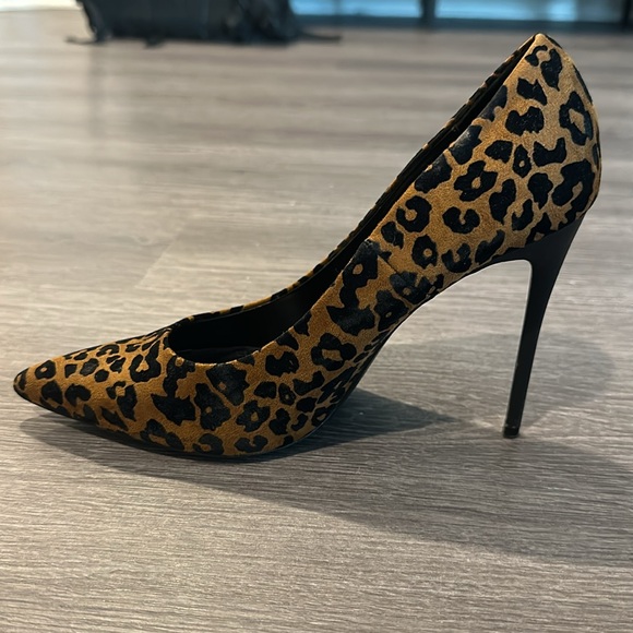ZARA Leopard Print Heels - Picture 4 of 11